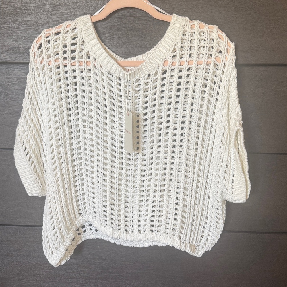 Eesome Ivory Knit Top - Picture 2 of 7